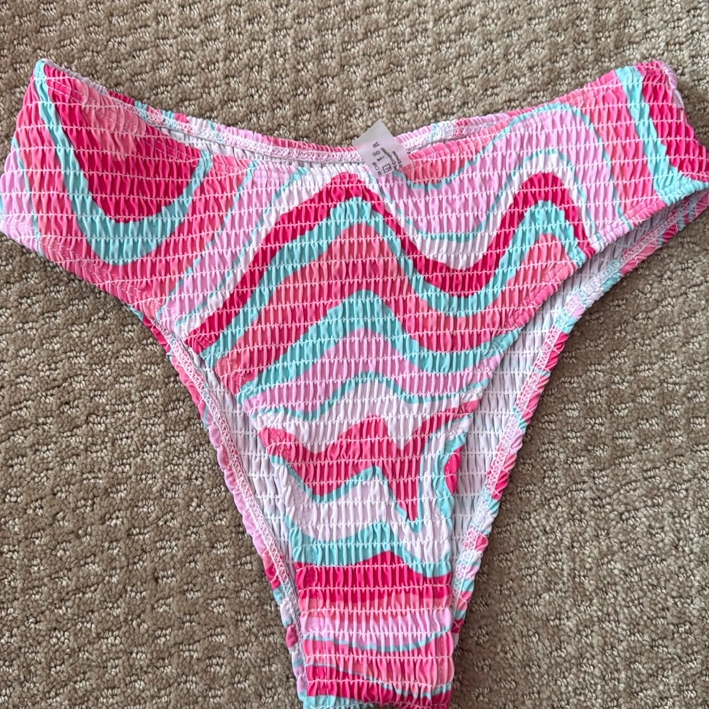 Bikini bottoms
